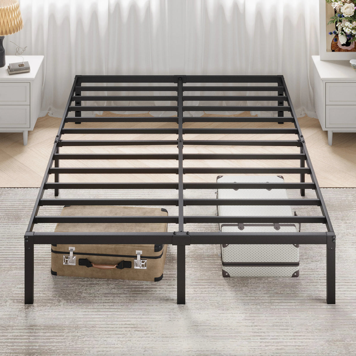 Lit métallique avec sommier à lattes – Design moderne